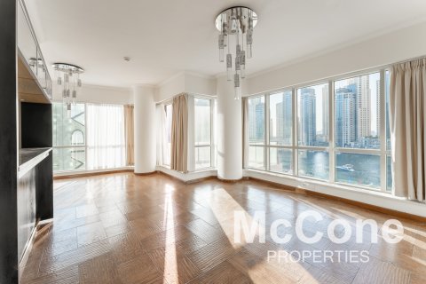 Διαμέρισμα σε Dubai Marina, Dubai, ΗΑΕ 2 υπνοδωμάτια, 146.69 τ.μ. Αρ. 586985 - φωτογραφία 1