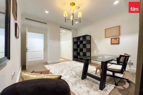 Shtëpi në qytet në Dubai, Emiratet e Bashkuara Arabe 3 dhoma gjumi, 326.6 m2. № 645826 - Foto 8