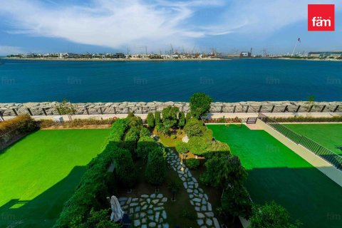 Shtëpi në qytet në Dubai, Emiratet e Bashkuara Arabe 3 dhoma gjumi, 326.6 m2. № 645826 - Foto 22