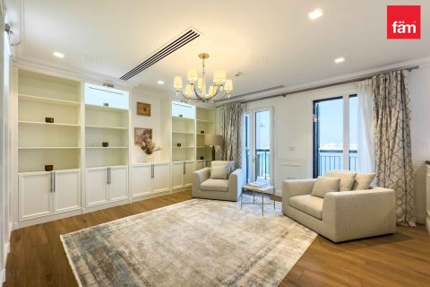 Shtëpi në qytet në Dubai, Emiratet e Bashkuara Arabe 3 dhoma gjumi, 326.6 m2. № 645826 - Foto 14