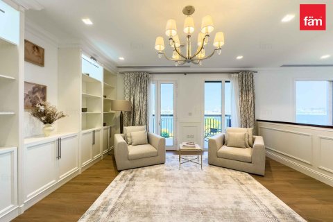 Shtëpi në qytet në Dubai, Emiratet e Bashkuara Arabe 3 dhoma gjumi, 326.6 m2. № 645826 - Foto 27
