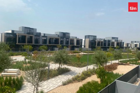 Dubai、UAE にあるヴィラの賃貸物件 3ベッドルーム、168 m2、No753314 - 写真 14