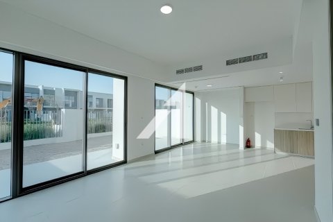 Villa para arrendamento em The Valley, Dubai, EAU 4 quartos, 255.5 m2 № 647437 - foto 3