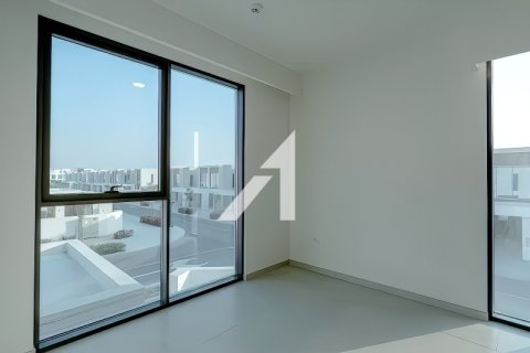 Villa para arrendamento em The Valley, Dubai, EAU 4 quartos, 255.5 m2 № 647437 - foto 5