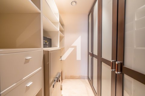 Penthouse in Dubai, UAE 4 bedrooms, 586 sq.m. № 647453 - photo 20