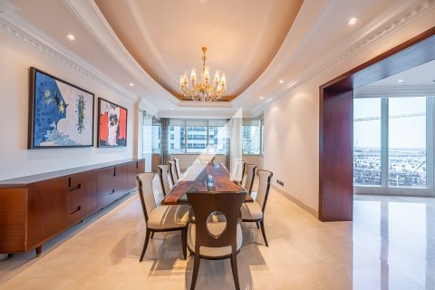 Penthouse in Dubai, UAE 4 bedrooms, 586 sq.m. № 647453 - photo 7