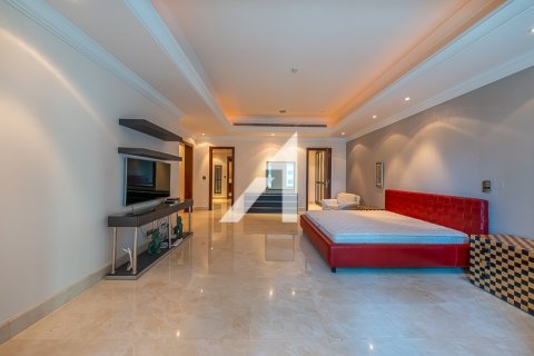 Penthouse in Dubai, UAE 4 bedrooms, 586 sq.m. № 647453 - photo 23