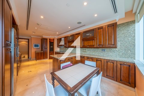 Penthouse in Dubai, UAE 4 bedrooms, 586 sq.m. № 647453 - photo 4