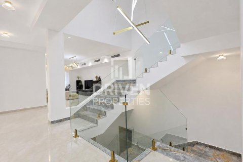 Villa zur Miete in The Villa, Dubai, VAE 6 Schlafzimmer, 1109.82 m2 Nr. 765563 - Foto 21