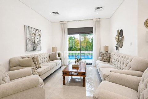 Villa zur Miete in The Villa, Dubai, VAE 6 Schlafzimmer, 1109.82 m2 Nr. 765563 - Foto 9