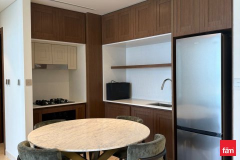 Apartmen di Dubai Harbour, UAE 1 bilik tidur, 67.6 meter persegi № 621758 - foto 12