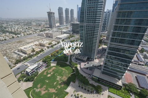 Apartment til leje i Jumeirah Lake Towers, Dubai, UAE 2 soveværelser, 89 kvm № 739931 - foto 11