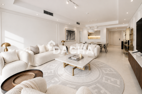 Apartamento en venta en Palm Jumeirah, Dubai, EAU 3 dormitorios, 216 m2 № 723113 - foto 2