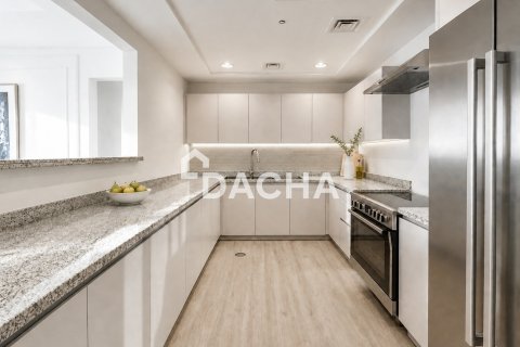 Apartamento en venta en Palm Jumeirah, Dubai, EAU 3 dormitorios, 216 m2 № 723113 - foto 3
