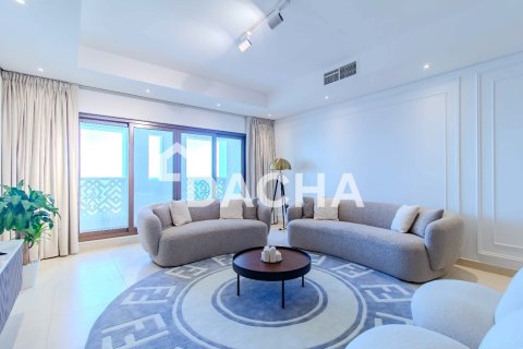 Apartment til salg i Palm Jumeirah, Dubai, UAE 3 soveværelser, 216 kvm № 723113 - foto 2