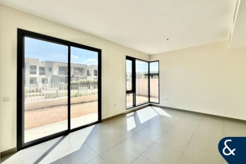 Villa in Dubai Hills Estate, Dubai, UAE 4 bedrooms, 229 sq.m. № 667365 - photo 3