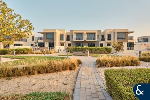 Villa in Dubai Hills Estate, Dubai, UAE 4 bedrooms, 229 sq.m. № 667365 - photo 20