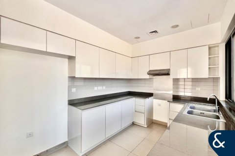 Villa in Dubai Hills Estate, Dubai, UAE 4 bedrooms, 229 sq.m. № 667365 - photo 6