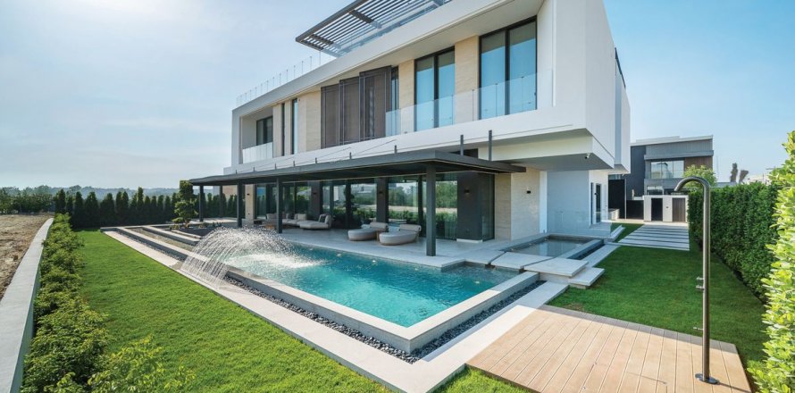 Dubai Hills Estate、Dubai、UAEにあるヴィラ 5ベッドルーム、1403.6 m2 No693995