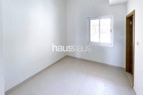 Vila di Dubai Land, Dubai, UEA 3 kamar tidur, 162 m2 nomor 625399 - foto 8