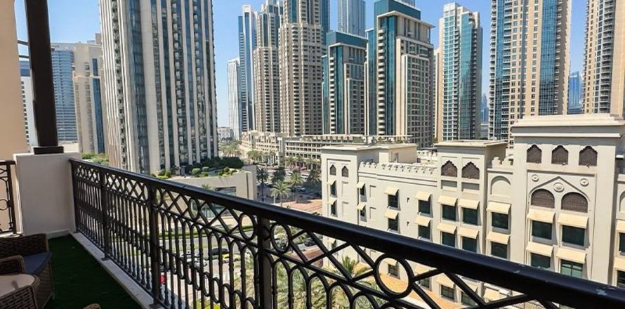 Apartament în Old Town, Dubai, EAU 4 dormitoare, 288.6 mp.  №763985