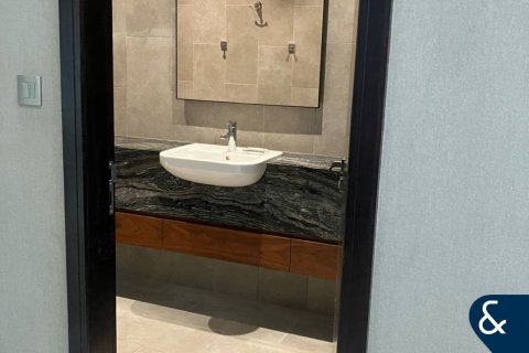 דירה להשכרה ב Dubai Marina, Dubai, איחוד האמירויות  4 חדרי שינה, 594 מ"ר, מספר 671644 - תמונה 12