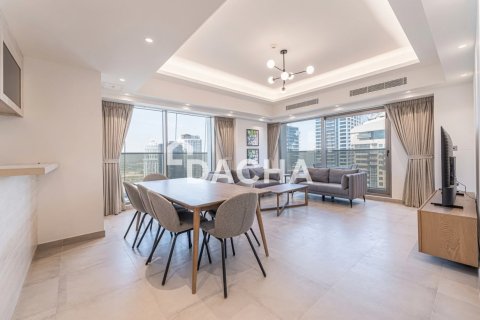 Korter asukohaga Jumeirah Lake Towers, Dubai, AÜE: 4 magamistoaga, 215 m² Nr 740607