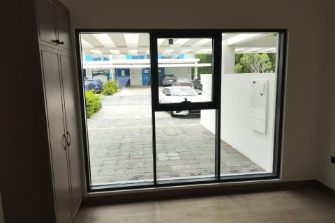 Villa in Dubai, UAE 4 bedrooms, 144 sq.m. № 702349 - photo 20