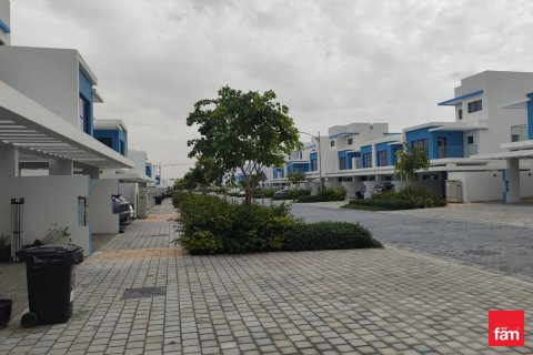Villa in Dubai, UAE 4 bedrooms, 144 sq.m. № 702349 - photo 22