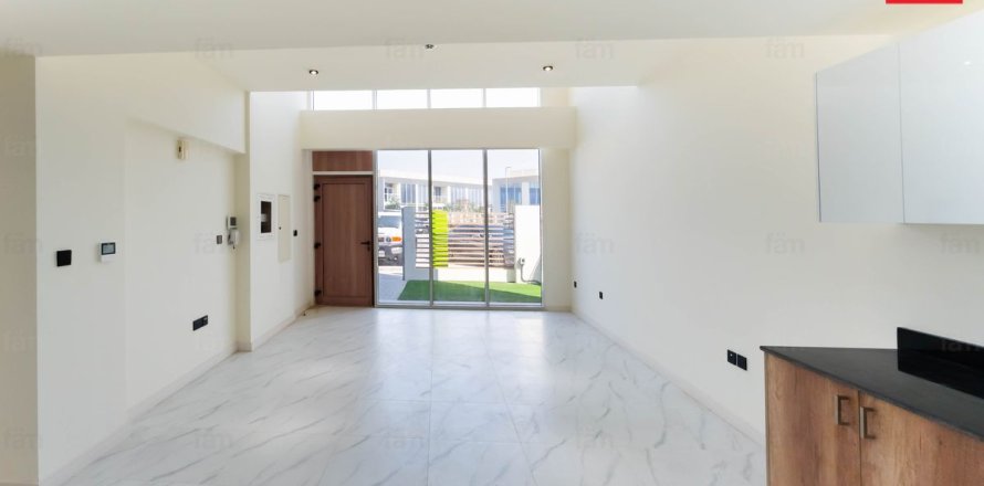 Kuća u nizu u Dubai, UAE 124.2 m2, 3 spavaćih soba Br. 702342