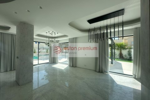 Купить виллу в Meadows, Дубай, ОАЭ 5 спален, 806м2, № 694392 - фото 15