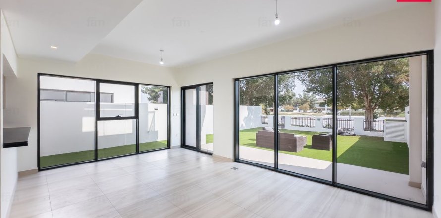 Casa urbana em Dubai, EAU 4 quartos, 274.5 m2 № 699756