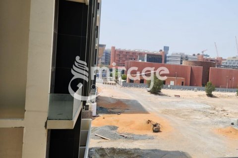 Dupleks në Masdar City, Abu Dhabi, Emiratet e Bashkuara Arabe 2 dhoma gjumi, 106.3 m2. № 574324 - Foto 2