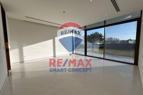 Vila v Abu Dhabi, SAE 6 ložnice, 850 m² Č.: 573778 - fotografie 1