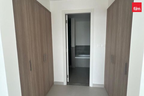 וילה להשכרה ב Dubai, איחוד האמירויות  4 חדרי שינה, 323.8 מ"ר, מספר 760543 - תמונה 6