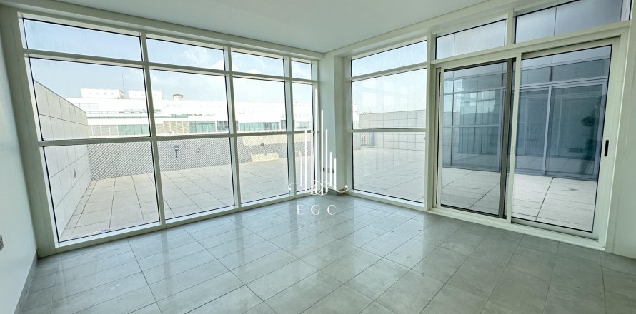 Al Raha Beach, Abu Dhabi, UAE의 듀플렉스 침실 3개, 372.2제곱미터 번호 557433