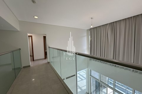 Dupleks në Al Raha Beach, Abu Dhabi, Emiratet e Bashkuara Arabe 4 dhoma gjumi, 391.8 m2. № 557434 - Foto 4