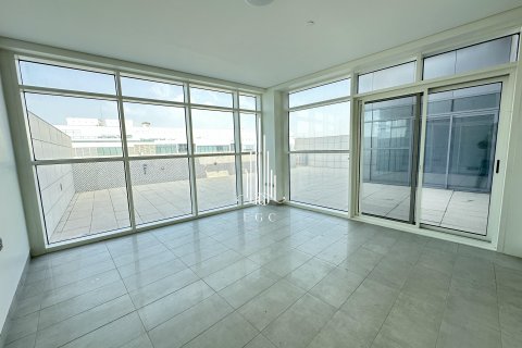 Dupleks në Al Raha Beach, Abu Dhabi, Emiratet e Bashkuara Arabe 4 dhoma gjumi, 391.8 m2. № 557434 - Foto 8