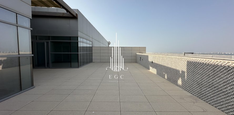 Dupleks në Al Raha Beach, Abu Dhabi, Emiratet e Bashkuara Arabe 4 dhoma gjumi, 391.8 m2. № 557434