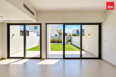 Villa en venta en Dubai, EAU 3 dormitorios, 174 m2 № 769214 - foto 3