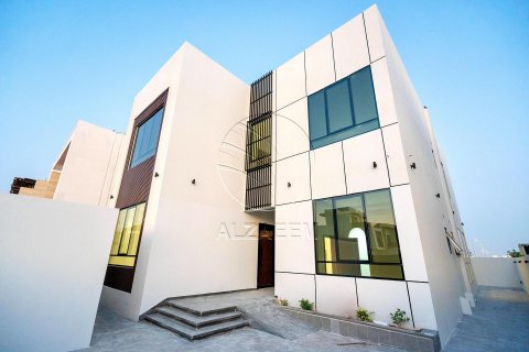 Vila v Al Shamkha, Abu Dhabi, SAE 5 ložnice, 510 m² Č.: 615825 - fotografie 1