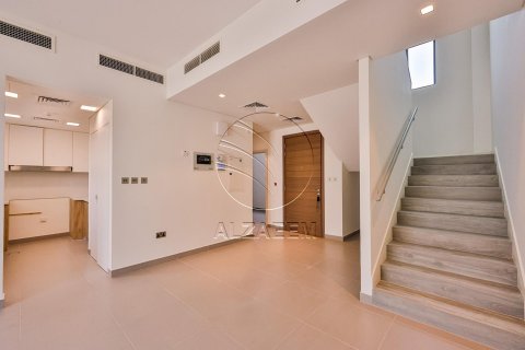 Huvila Yas Island, Abu Dhabi, Arabiemiraatit 4 makuuhuonetta, 315 m2 № 615824 - kuva 2