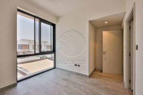 Huvila Yas Island, Abu Dhabi, Arabiemiraatit 4 makuuhuonetta, 315 m2 № 615824 - kuva 9