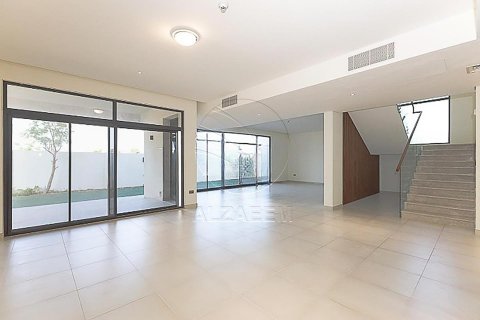 Vila na Yas Island, Abu Dhabi, SAE 4 ložnice, 605 m² Č.: 615403 - fotografie 3