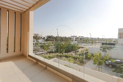 Vila na Yas Island, Abu Dhabi, SAE 4 ložnice, 605 m² Č.: 615403 - fotografie 15