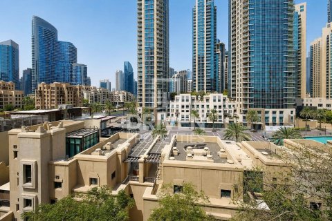 Apartament de închiriat în Downtown Dubai (Downtown Burj Dubai), Dubai, EAU 2 dormitoare, 158.31 mp.  №757268 - poză 21