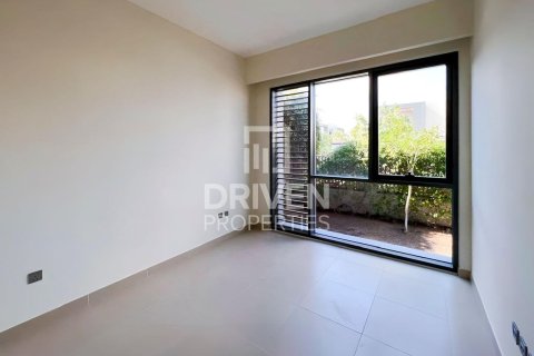 Βίλα σε Dubai Hills Estate, Dubai, ΗΑΕ 5 υπνοδωμάτια, 557.51 τ.μ. Αρ. 757271 - φωτογραφία 9