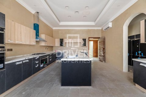 Vila di Al Quoz, Dubai, UAE 7 bilik tidur, 1114.84 meter persegi № 757266 - foto 19