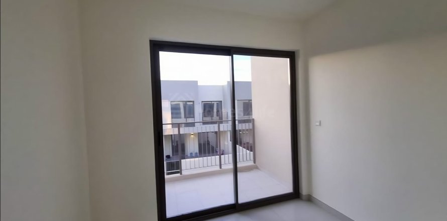 Városi lakóépület itt: Dubai South (Dubai World Central), Dubai, EAE, 3 hálószoba, 129 m², azonosító: 707530