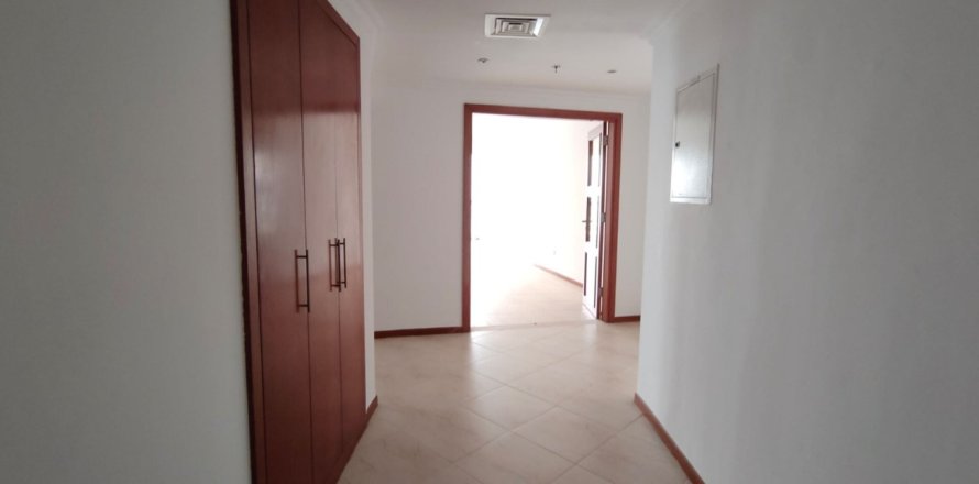 Huoneisto Jumeirah Lake Towers, Dubai, Arabiemiraatit 2 makuuhuonetta, 145 m2 № 707527